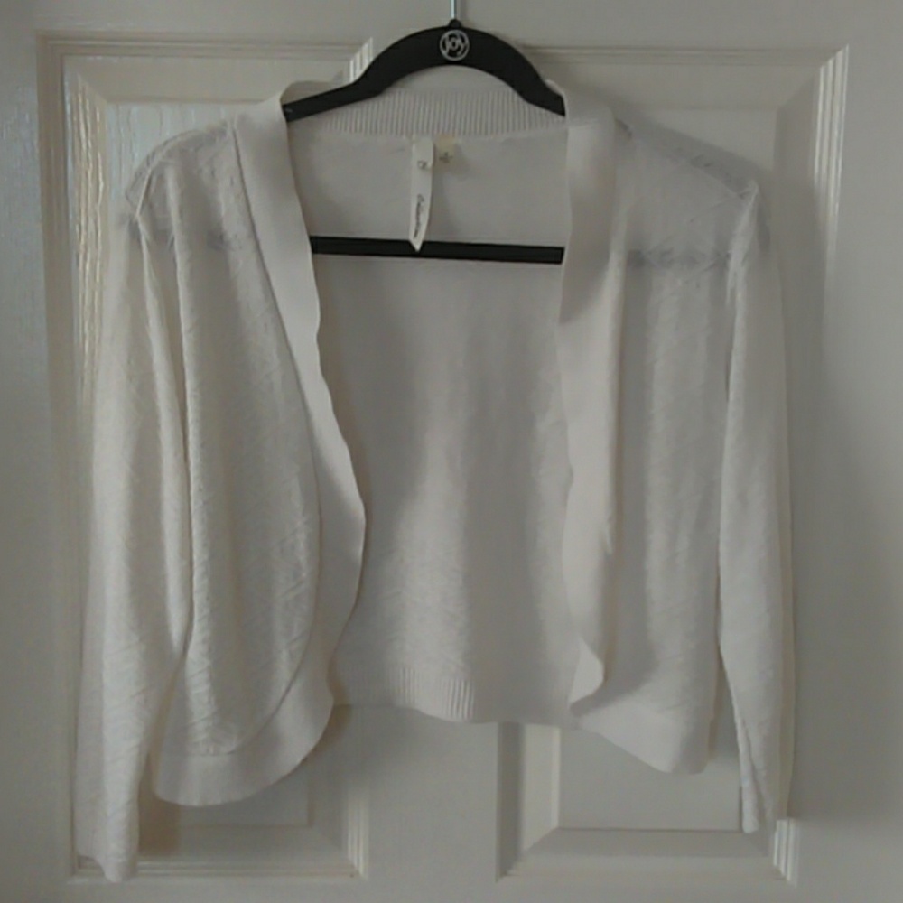 NY Collection white crop cardigan